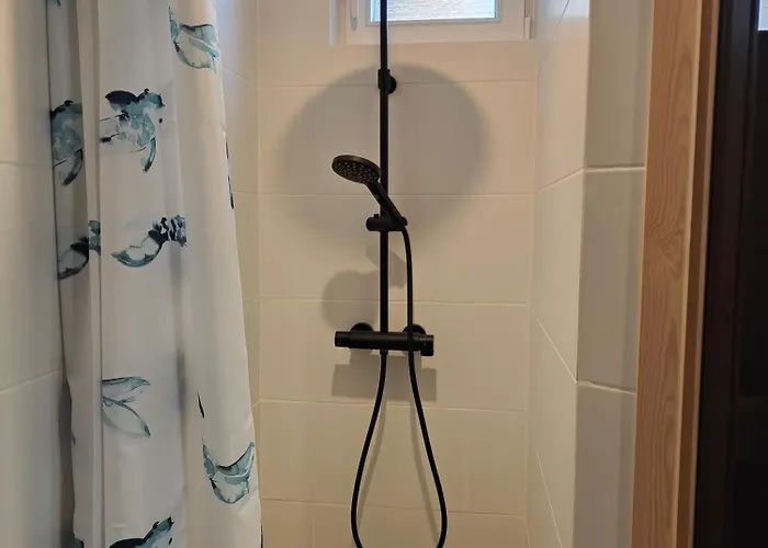 Rannakorterid Rannas بارنو